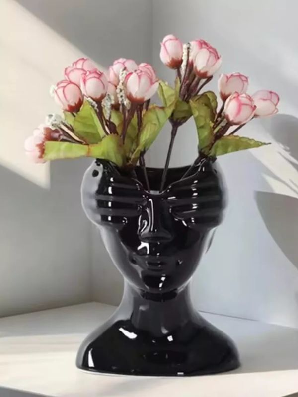 Статуэтка для интерьера из гипса